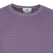 Lade das Bild in den Galerie-Viewer, Crew-neck Grid Knit Vintage Pullover NICHOLAS Artikelnummer: T1069-737 Farbe: Lavanda Detail/Kragen
