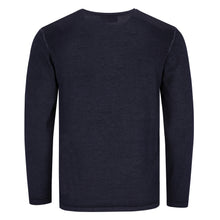 Lade das Bild in den Galerie-Viewer, Dunkelblauer Herren-Feinstrickpullover mit Rundhalsausschnitt, elastischen Rippbündchen und Vintage-Finish, aus reiner Merinowolle.