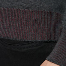 Carica l'immagine nel visualizzatore di Gallery, Essential Crew-neck Pullover TOM Artikelnummer: T1000/1-102 Farbe: Anthrazitmelange Detail