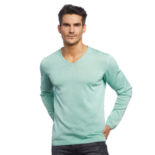 Lade das Bild in den Galerie-Viewer, Essential V-neck Pullover mit Rollsaum STEVE