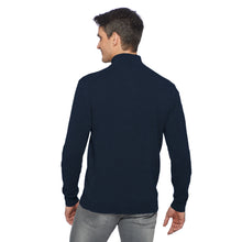 Lade das Bild in den Galerie-Viewer, Quarter Zip Pure Cashmere Pullover LEONELLO aus 100 % Kaschmir, mit Zipper-Kragen und farblich abgesetztem Kontrast, in Dunkelblau.