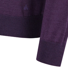 Load image into Gallery viewer, Essential Crew-neck Pullover TOM Artikelnummer: T1000-733 Farbe: Viola/lila Detail
