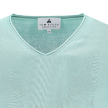Load image into Gallery viewer, Essential V-neck Pullover mit Rollsaum STEVE
