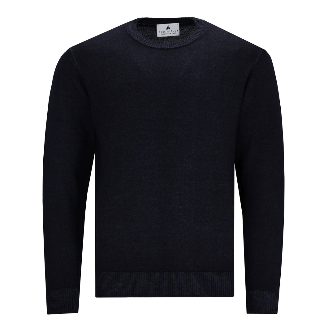 Schwarzer Herren-Feinstrickpullover aus 100 % Merinowolle mit Rundhalsausschnitt und elastischen Rippbündchen im Vintage-Look.