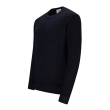 Lade das Bild in den Galerie-Viewer, Schwarzer Herren-Feinstrickpullover aus 100 % Merinowolle mit Rundhalsausschnitt und elastischen Rippbündchen im Vintage-Look.
