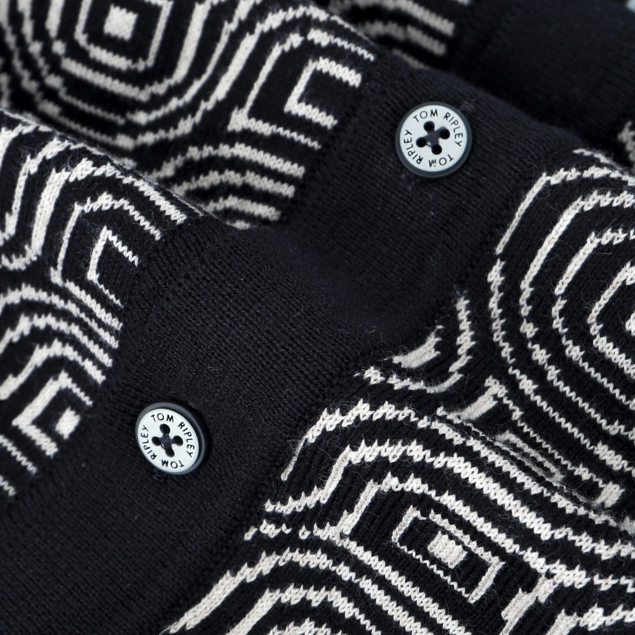 Knitted Button Through Op-Art Jacquard Poloshirt MATTEO