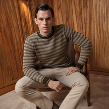 Load image into Gallery viewer, Two-Tone Graphic Pullover SIDNEY
