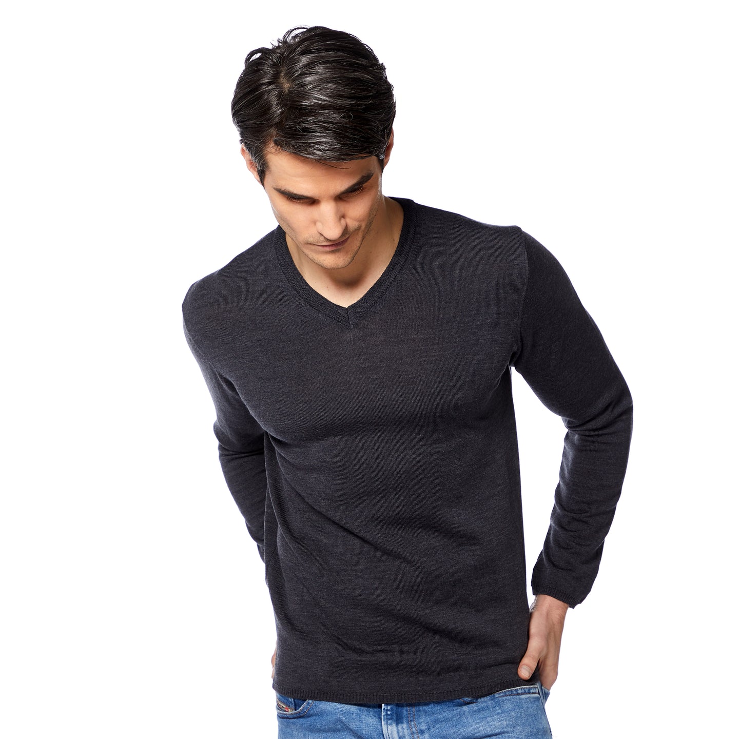 Essential V-neck Pullover FREDDIE Artikelnummer: T1005-102 Farbe: Anthrazitmelange Vorderseite